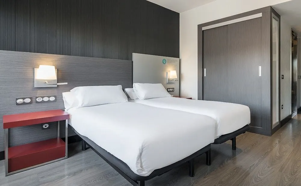 Ilunion Suites Madrid Spain